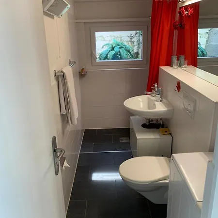 Semesterbostad Casa Reto - Im Tessin Gordola