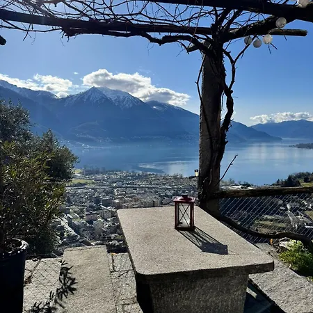 Semesterbostad Casa Reto - Im Tessin