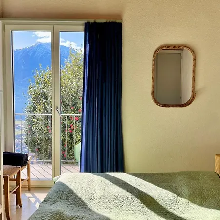 Semesterbostad Casa Reto - Im Tessin *
